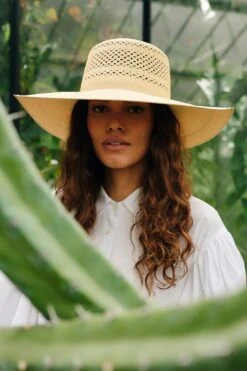 Banbury Open Weave Sun Hat -Lock & Co Hatters Sales BANBURY OPEN WEAVE SUN HAT 1 1
