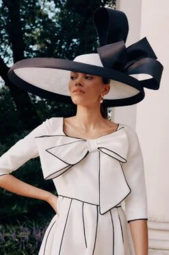 Mirage Picture Hat -Lock & Co Hatters Sales MIRAGE PICTURE HAT LIFESTYLE SHOT 1